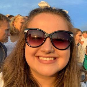 Meet your Posher, Marissa